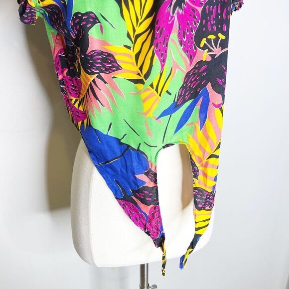 Vintage 80s XS Crop Top Tie Front Blouse Tropical Hibiscus Monstera Colorful - Picture 14 of 16